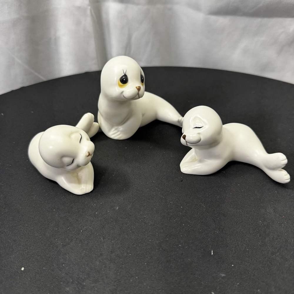 Oxford Vintage Mother & (2)‎ Baby White Seals Made In Mexico